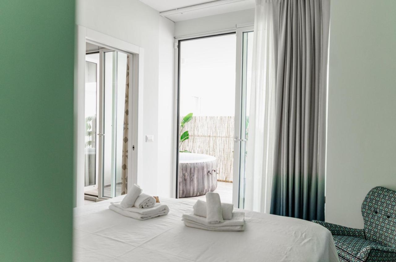 Apulialux Polignano High Class / Jacuzzi + Parking Leilighet Polignano a Mare Eksteriør bilde